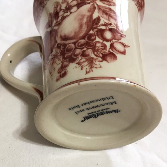 Harry and David vintage Fruit Pattern Coffee Mugs set/2 - Picture 3 of 8